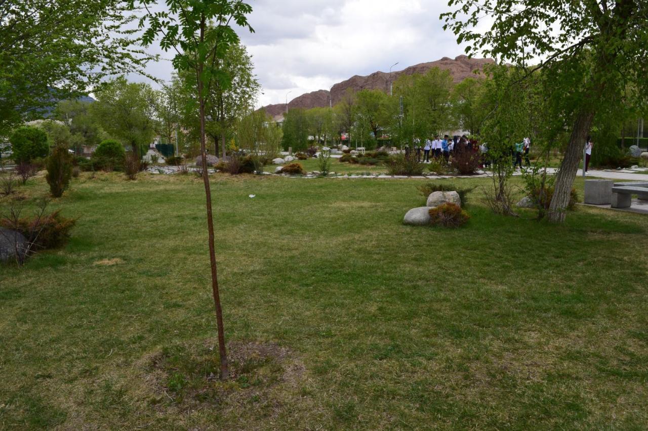 Naryn Guest House Zewnętrze zdjęcie
